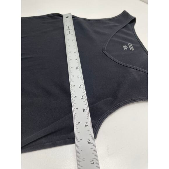 Chico's Sleeveless Knit V Neck Tank Top Pullover Black Women Size 1 M Base Layer - Picture 7 of 7